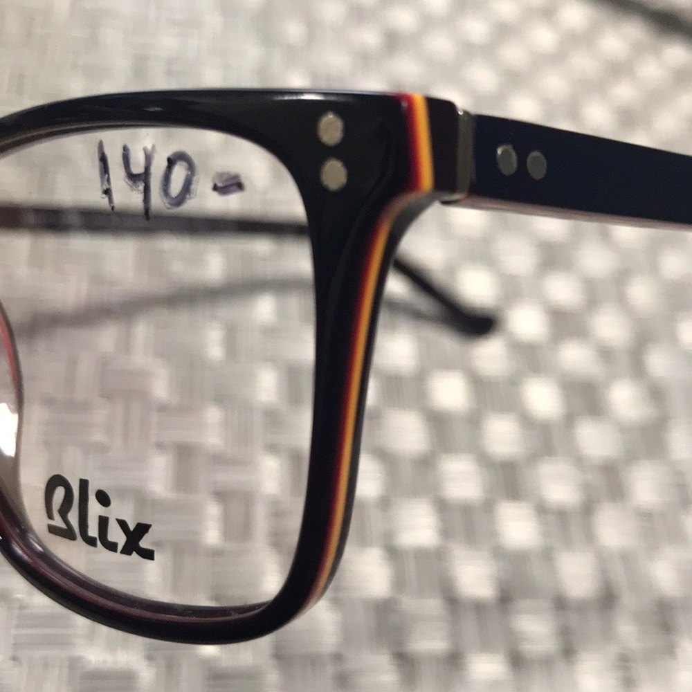 Blix Frame - Picture 4 of 8